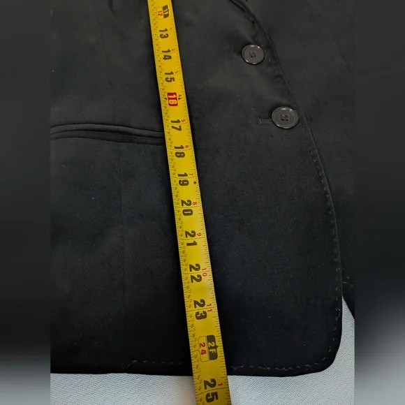 ANN TAYLOR BLACK  BLAZER JACKET IN VELVET SIZE 4 EUC Preppy Classic Business - Picture 12 of 12